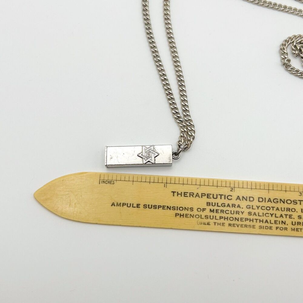 Vintage Sterling Silver Jewish Judaica Mezuzah Prayer Charm Necklace Pendant - Picture 6 of 6